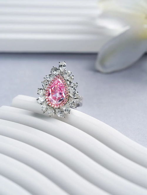 流光溢彩，璀璨生輝——2024西泠春拍珠寶翡翠精品專場前瞻