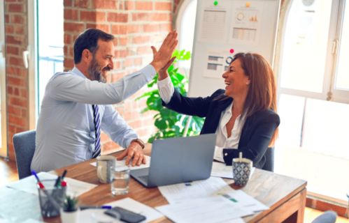 大美圣象 雙喜臨門，再獲“最佳雇主品牌”獎(jiǎng)，董事長(zhǎng)陳建軍榮獲年度最具社會(huì)責(zé)任企業(yè)家稱號(hào)